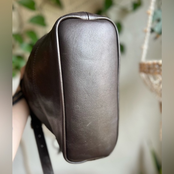 Frye & Co. Brown Leather Floral Embossed Bucket Bag Drawstring Crossbody Purse - Picture 9 of 15